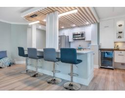 402 1480 FOSTER STREET, White Rock, British Columbia