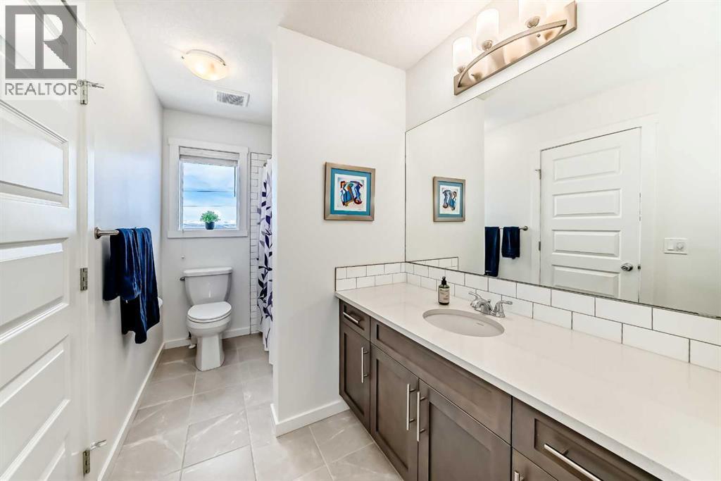 107 Heritage Heights, Cochrane, Alberta  T4C 2R5 - Photo 28 - A2292858