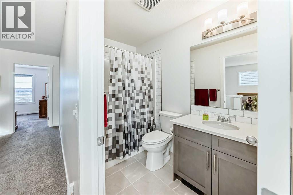 107 Heritage Heights, Cochrane, Alberta  T4C 2R5 - Photo 33 - A2292858