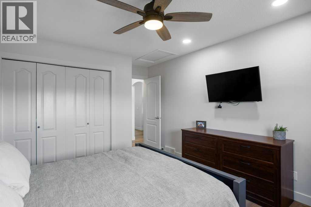 377 Stonegate Way Nw, Airdrie, Alberta  T4B 2X9 - Photo 16 - A2293797