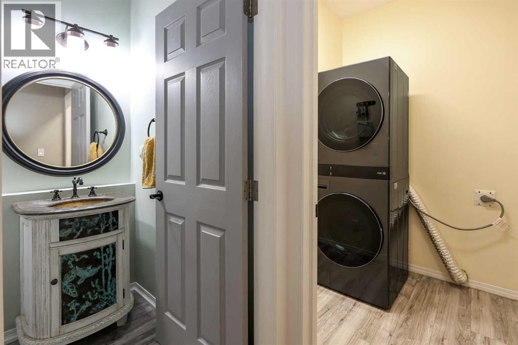 98 Pine Crescent, Blackfalds, Alberta  T4M 0E2 - Photo 17 - A2294933