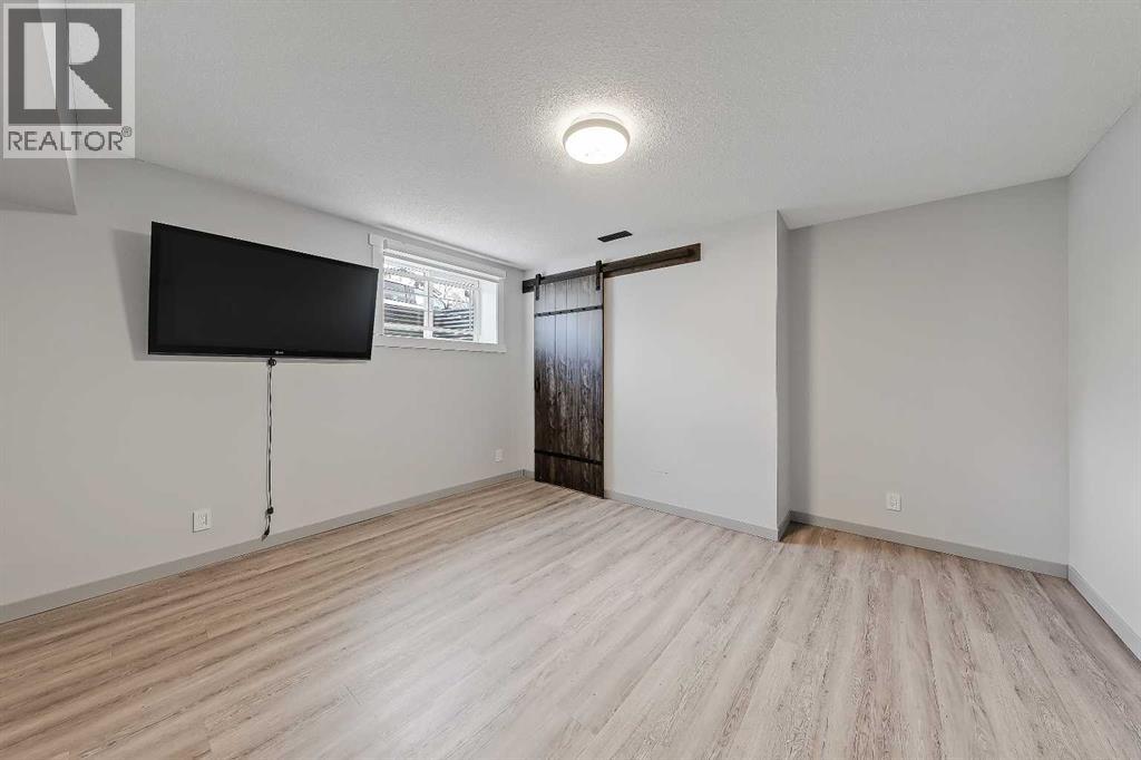 144 Hawkmere Road, Chestermere, Alberta  T1X 1T4 - Photo 35 - A2294383