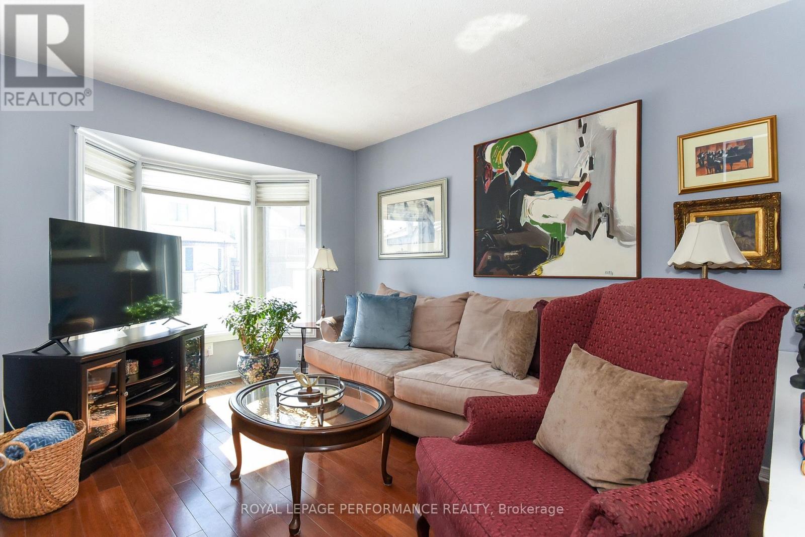 77 Versailles Private, Ottawa, Ontario  K1V 0M3 - Photo 11 - X12910426