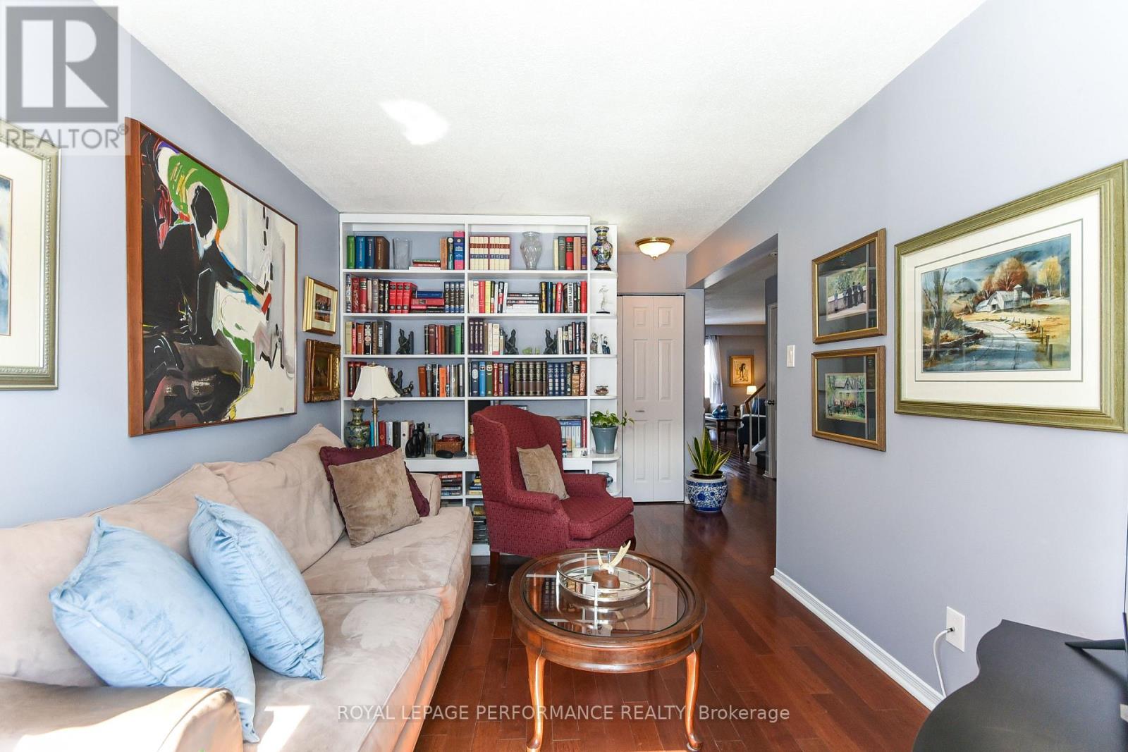 77 Versailles Private, Ottawa, Ontario  K1V 0M3 - Photo 12 - X12910426