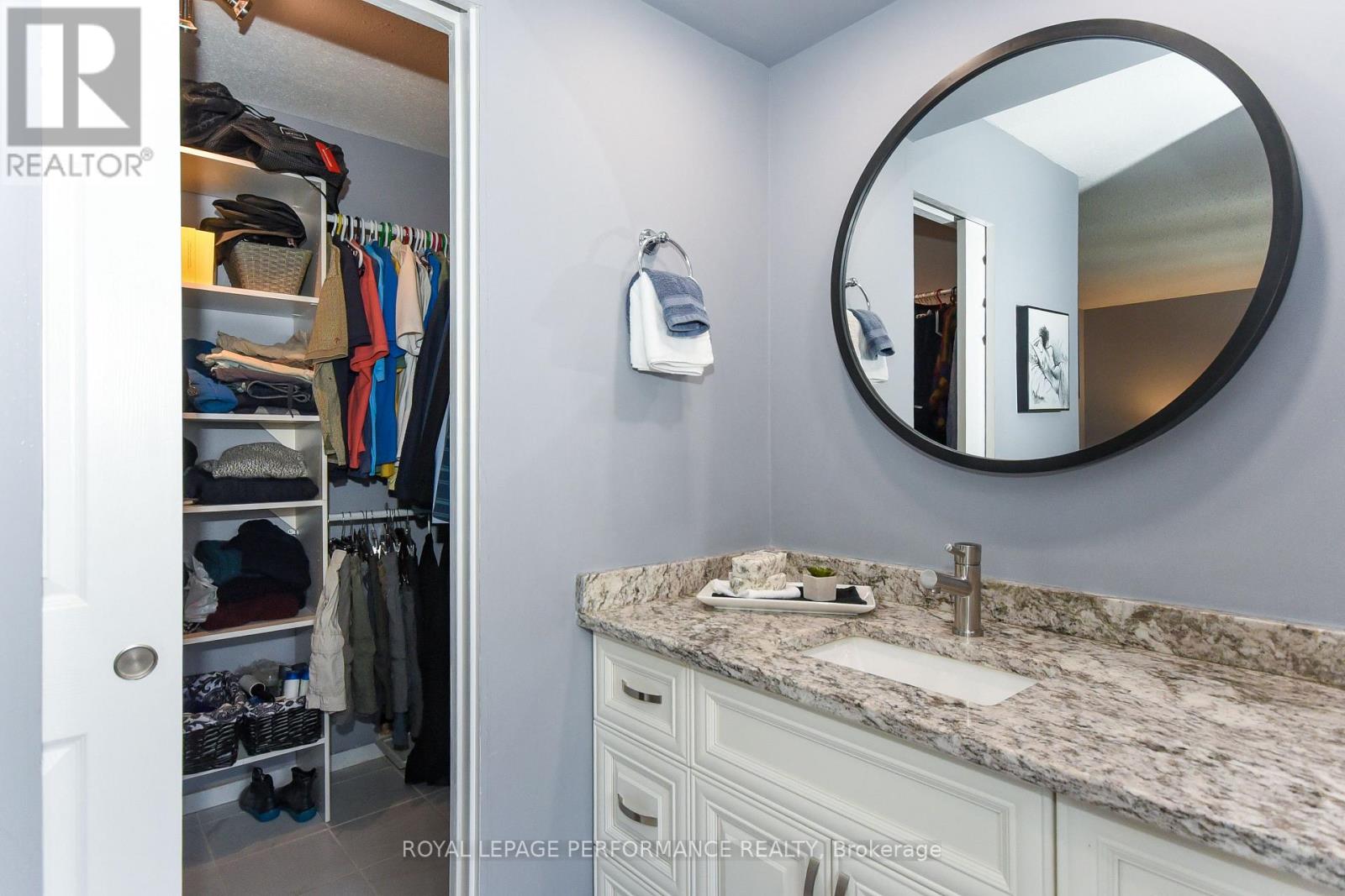 77 Versailles Private, Ottawa, Ontario  K1V 0M3 - Photo 26 - X12910426