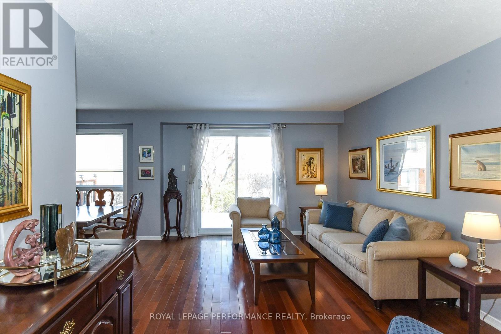 77 Versailles Private, Ottawa, Ontario  K1V 0M3 - Photo 7 - X12910426