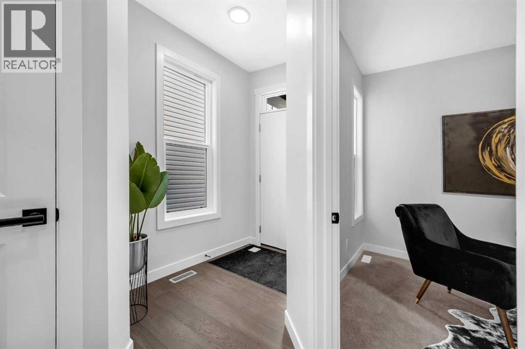 55 Amblehurst Link NW, Calgary, Alberta  T4B 3P5 - Photo 6 - A2295304