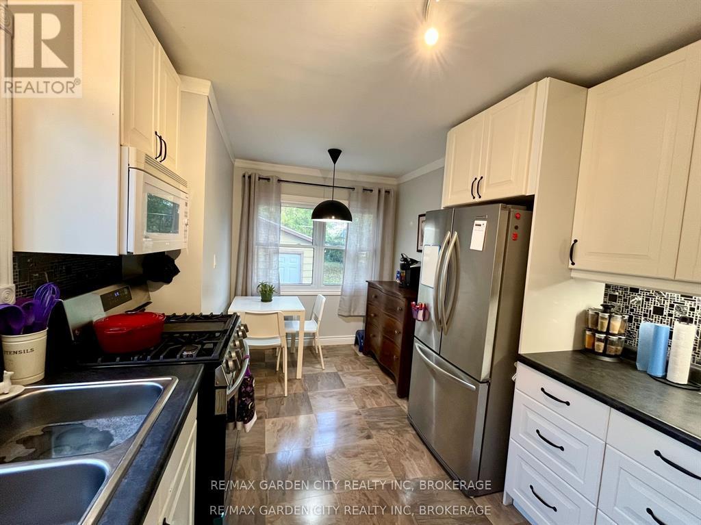 809 Steele Street, Port Colborne, Ontario  L3K 4Z5 - Photo 20 - X12910478