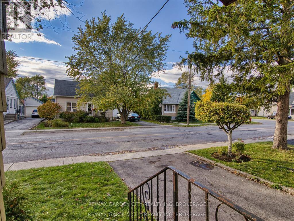 809 Steele Street, Port Colborne, Ontario  L3K 4Z5 - Photo 4 - X12910478