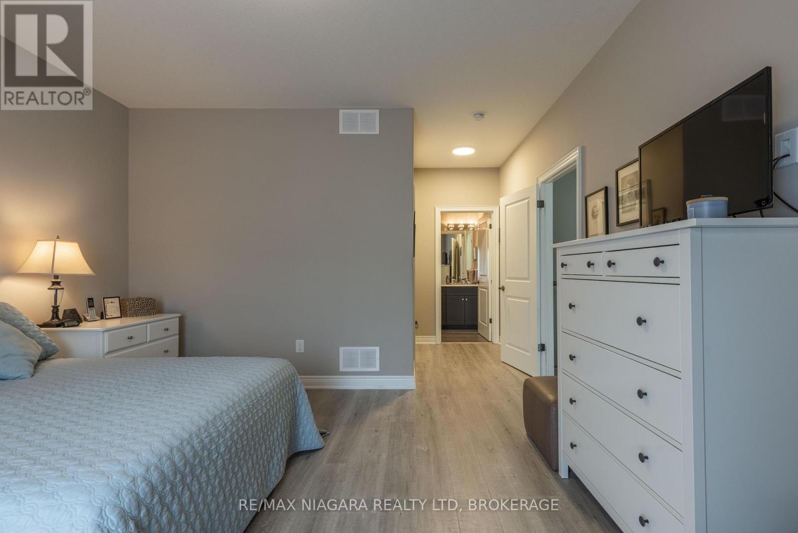 3568 Algonquin Drive, Fort Erie (Ridgeway), Ontario  L0S 1N0 - Photo 20 - X12910528