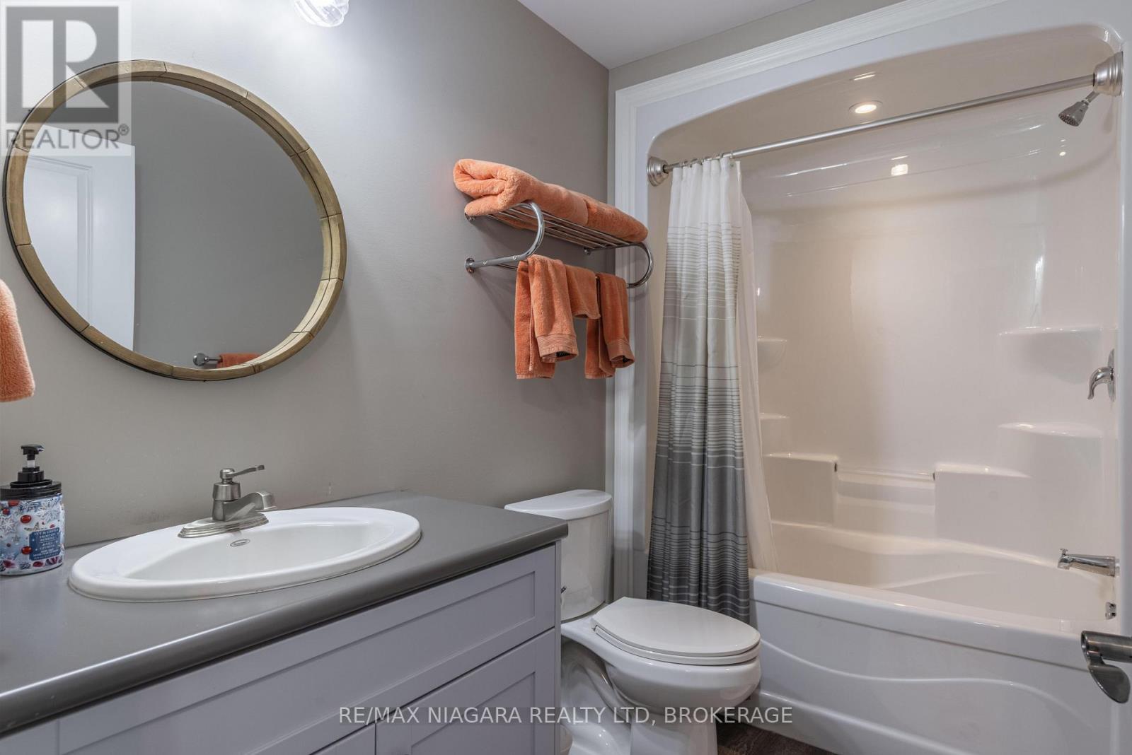 3568 Algonquin Drive, Fort Erie (Ridgeway), Ontario  L0S 1N0 - Photo 28 - X12910528