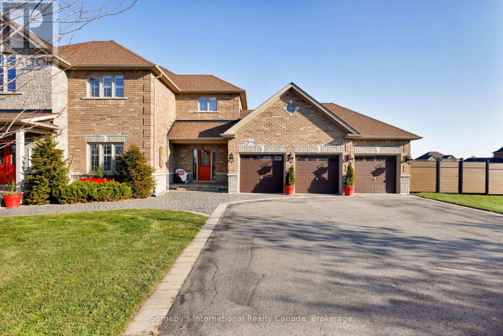 13905 Kennedy Road, Caledon, Ontario  L7C 3W7 - Photo 2 - W12910408