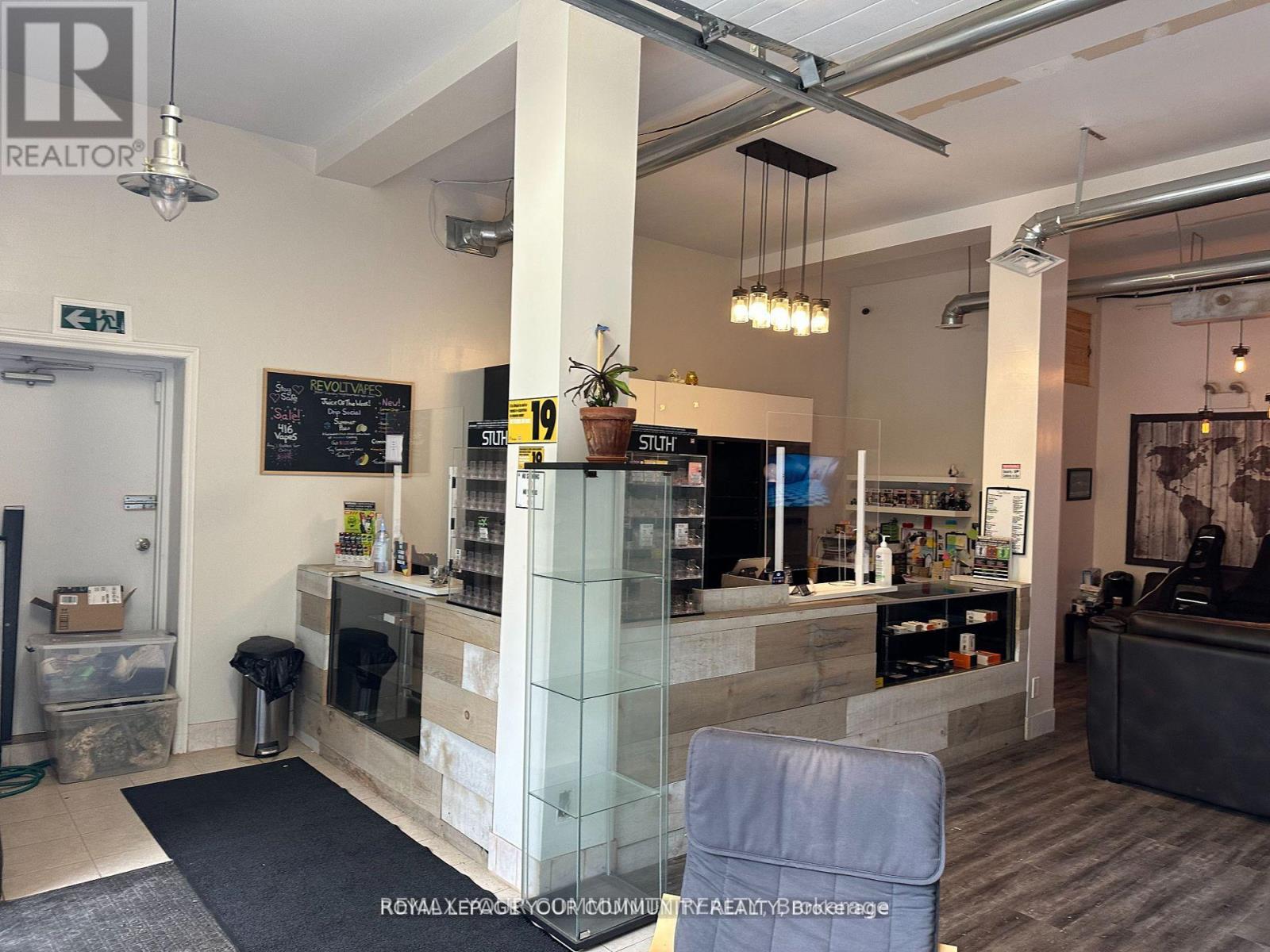 30-32 Main Street S, Newmarket, Ontario  L3Y 3Y3 - Photo 23 - N12856412