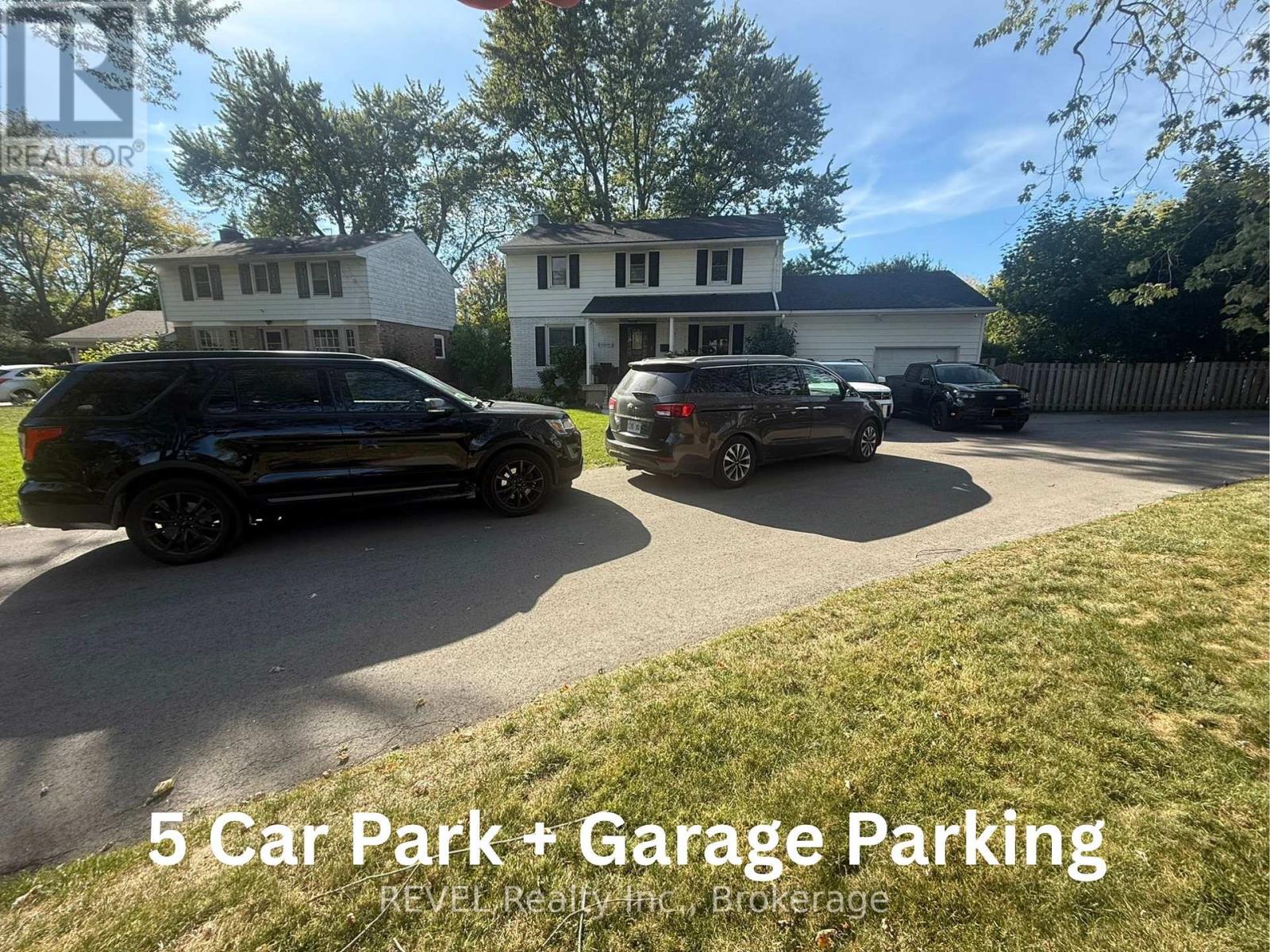 10 Laughlin Place, Welland, Ontario  L3C 4E2 - Photo 4 - X12764832