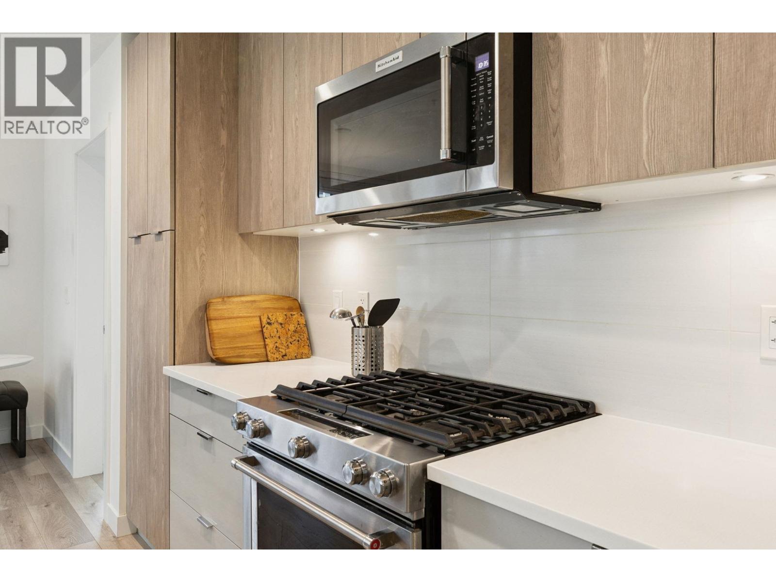 309 128 E 8th Street, North Vancouver, British Columbia  V7L 0H2 - Photo 6 - R3102302