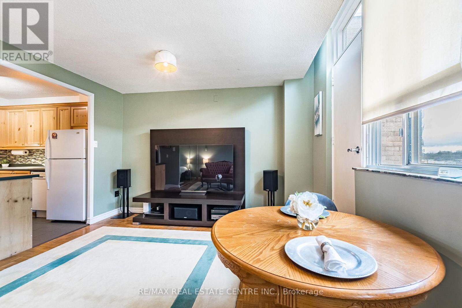 Ph4/604 - 3625 Lakeshore Boulevard, Toronto, Ontario  M8W 4W2 - Photo 19 - W12891270