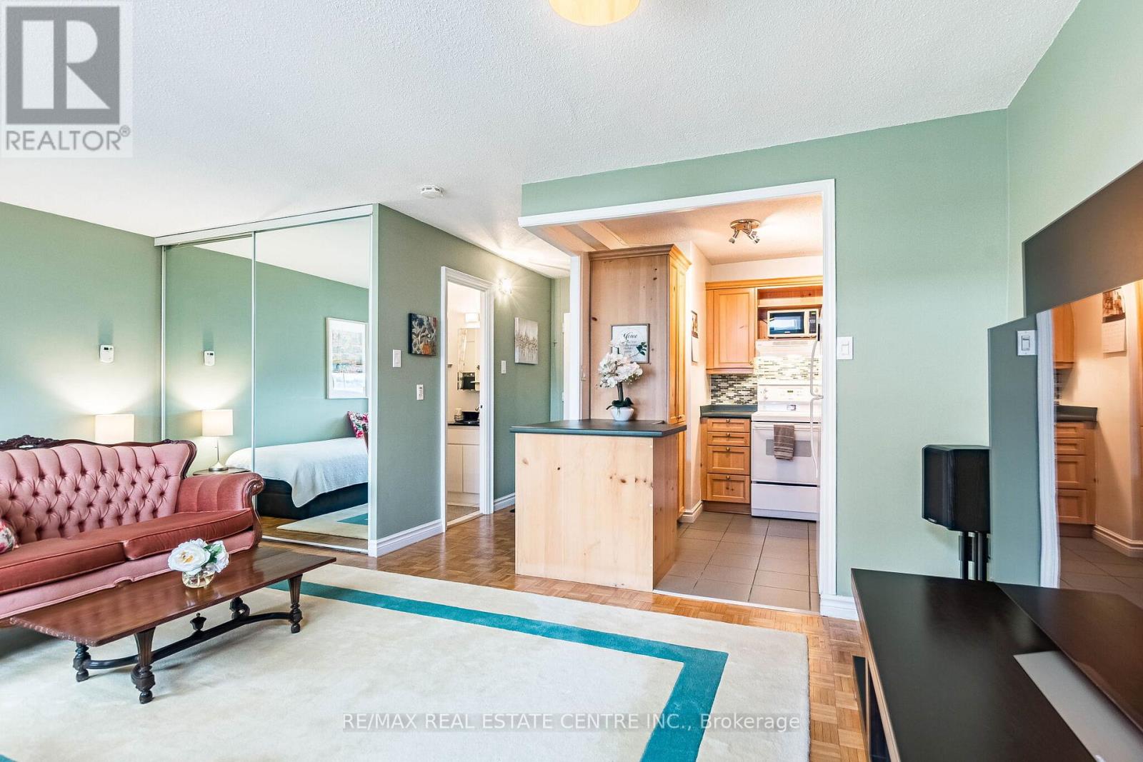 Ph4/604 - 3625 Lakeshore Boulevard, Toronto, Ontario  M8W 4W2 - Photo 26 - W12891270