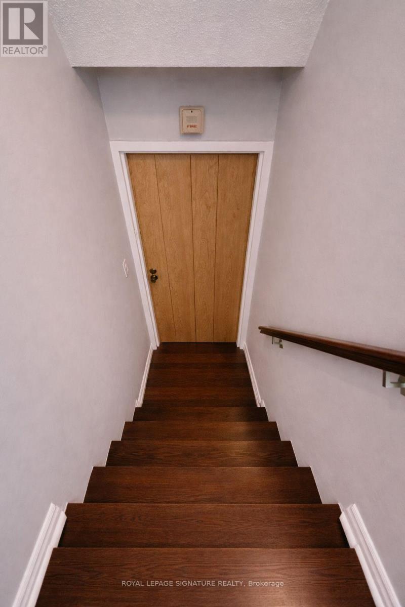 705 - 11 Wincott Drive, Toronto, Ontario  M9R 2R9 - Photo 23 - W12909644