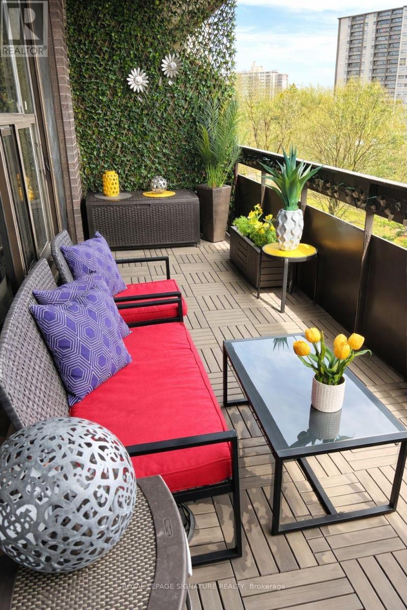 705 - 11 Wincott Drive, Toronto, Ontario  M9R 2R9 - Photo 29 - W12909644