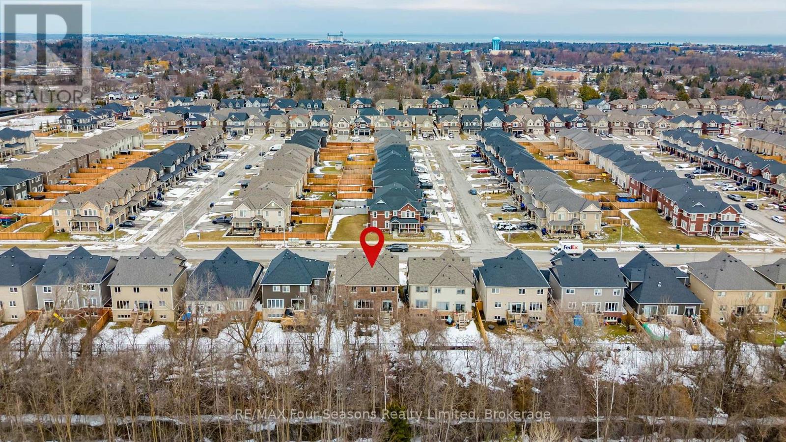 40 Kirby Avenue, Collingwood, Ontario  L9Y 3W8 - Photo 2 - S12910532