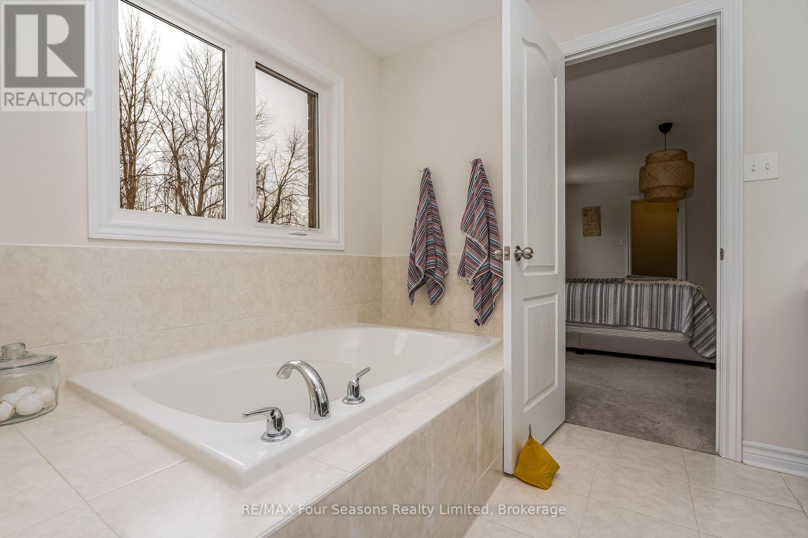 40 Kirby Avenue, Collingwood, Ontario  L9Y 3W8 - Photo 29 - S12910532