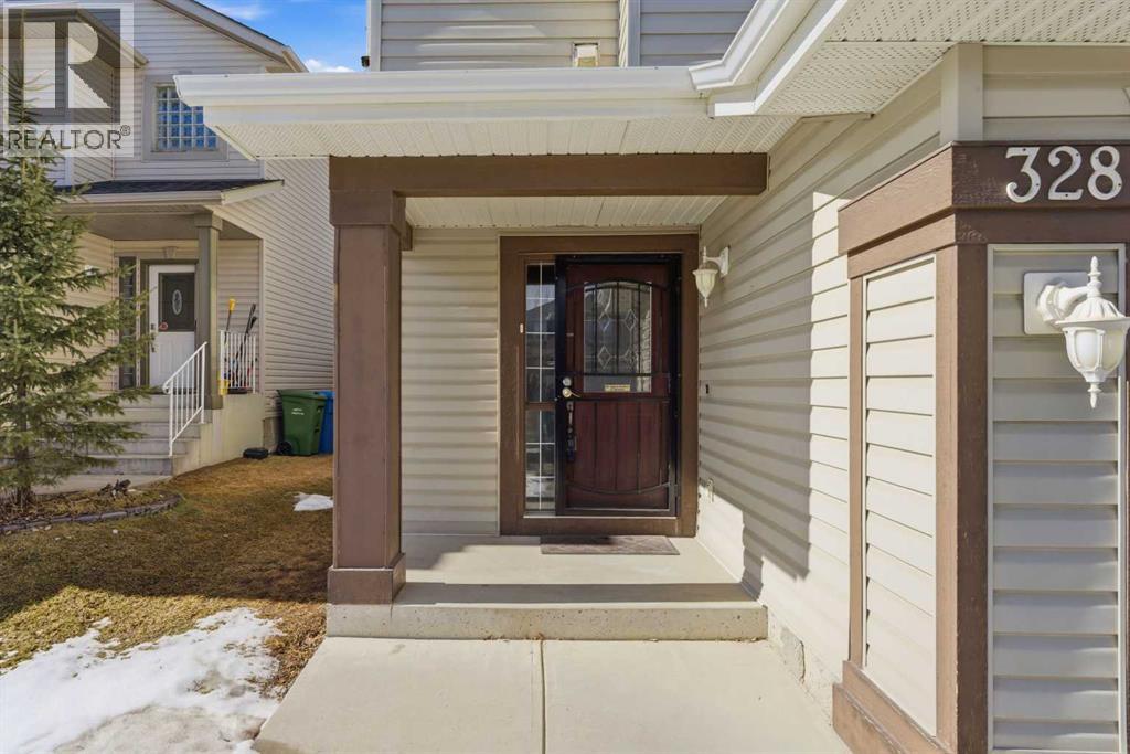 328 Citadel Meadow Bay NW, Calgary, Alberta  T3G 4Z3 - Photo 2 - A2295015