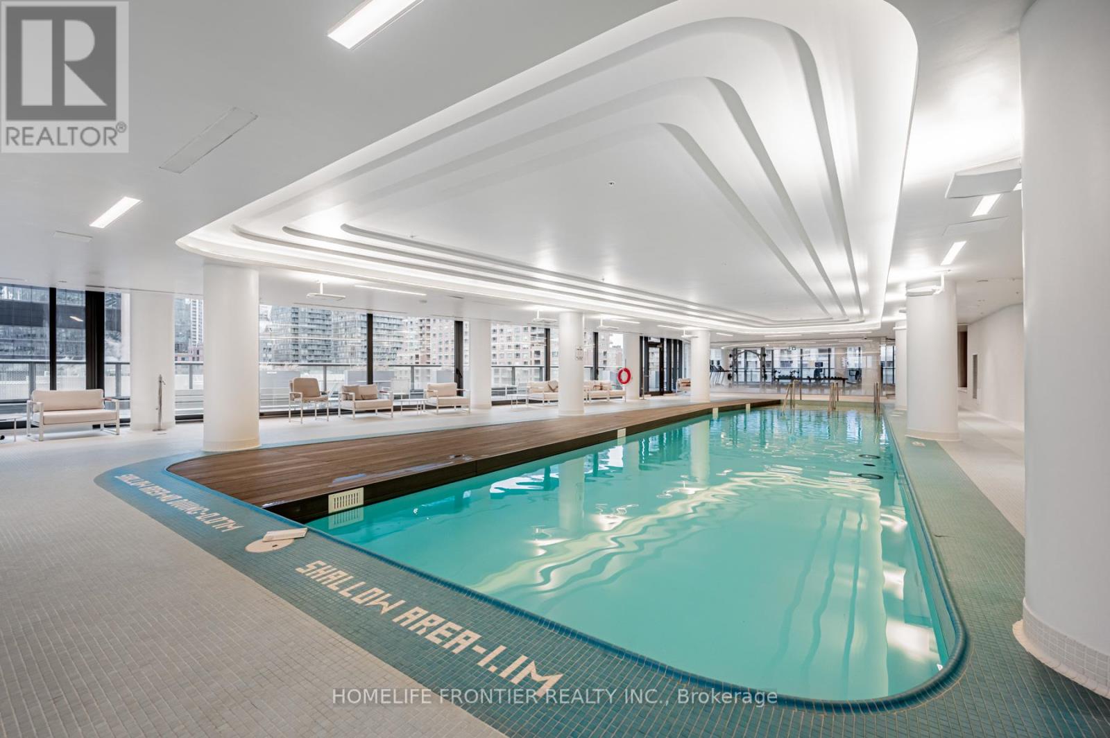 1011 - 11 Wellesley Street W, Toronto, Ontario  M4Y 1E8 - Photo 14 - C12910454