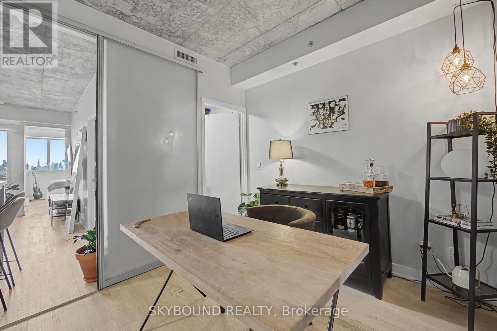 1023 - 20 Minowan Miikan Lane, Toronto, Ontario  M6J 0E5 - Photo 14 - C12910462