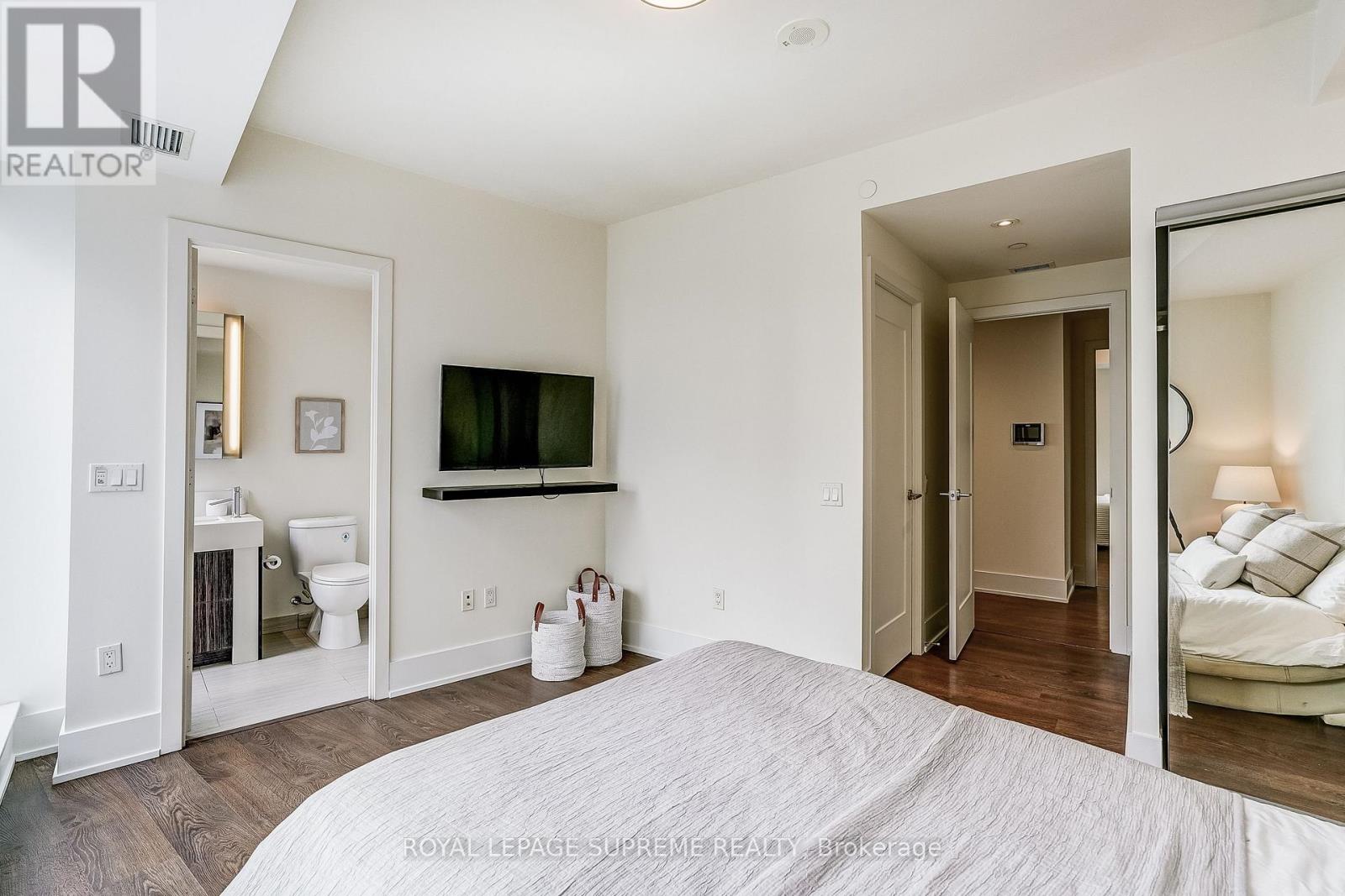 3010 - 10 York Street, Toronto, Ontario  M5J 0E1 - Photo 12 - C12910494