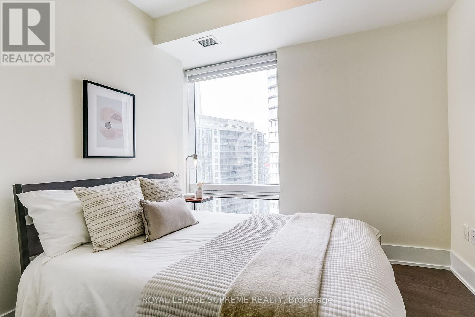 3010 - 10 York Street, Toronto, Ontario  M5J 0E1 - Photo 16 - C12910494