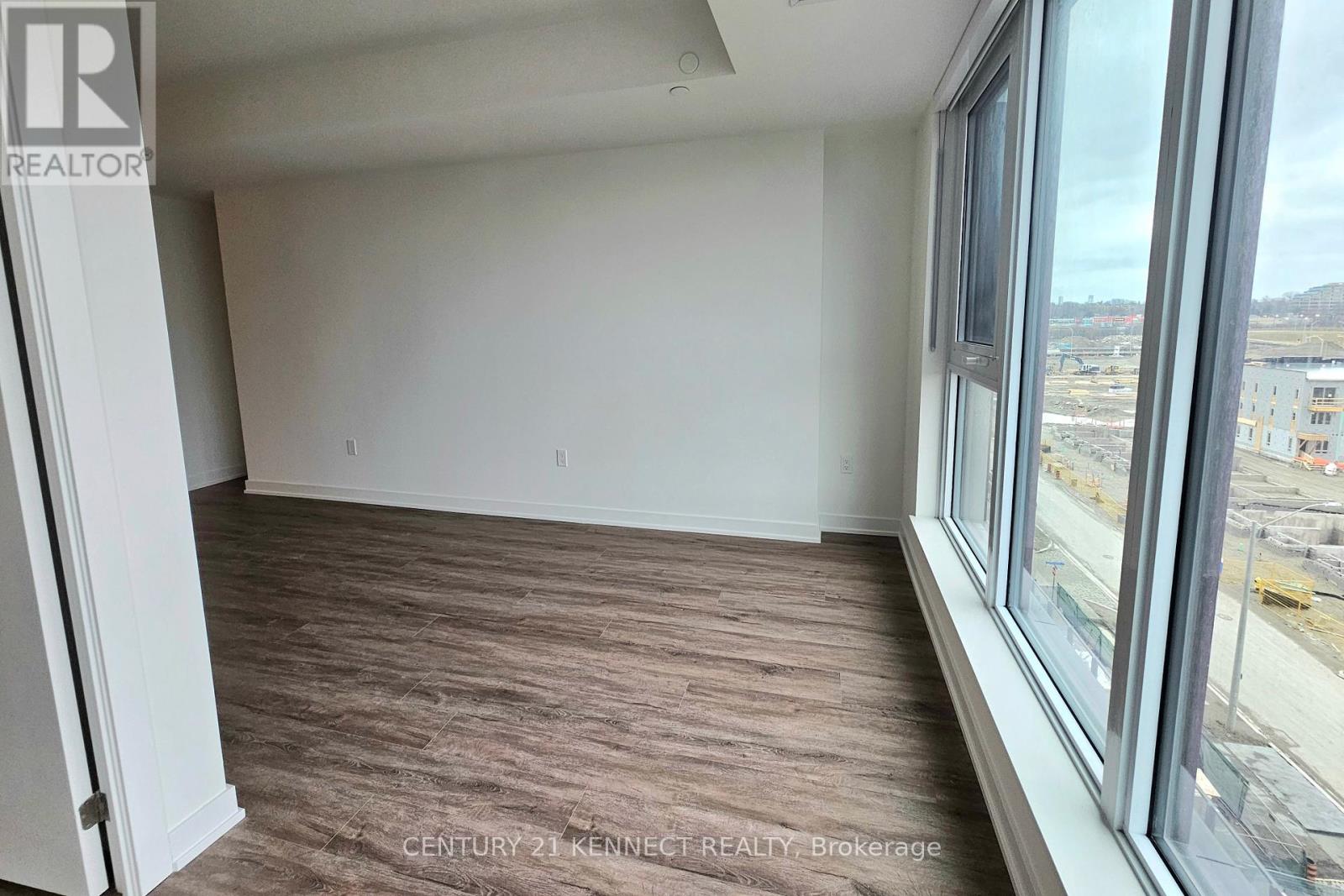 608 - 5 Quarrington Lane, Toronto, Ontario  M3C 0S5 - Photo 8 - C12910548