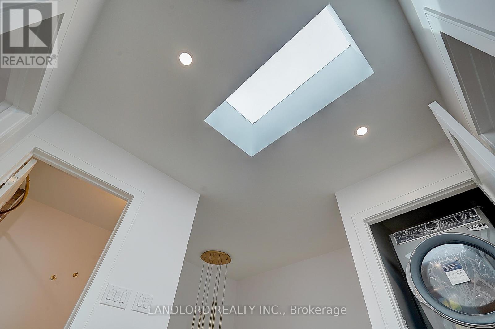 Unit 2 - 1344 Pape Avenue, Toronto, Ontario  M4K 3X2 - Photo 35 - E12910458