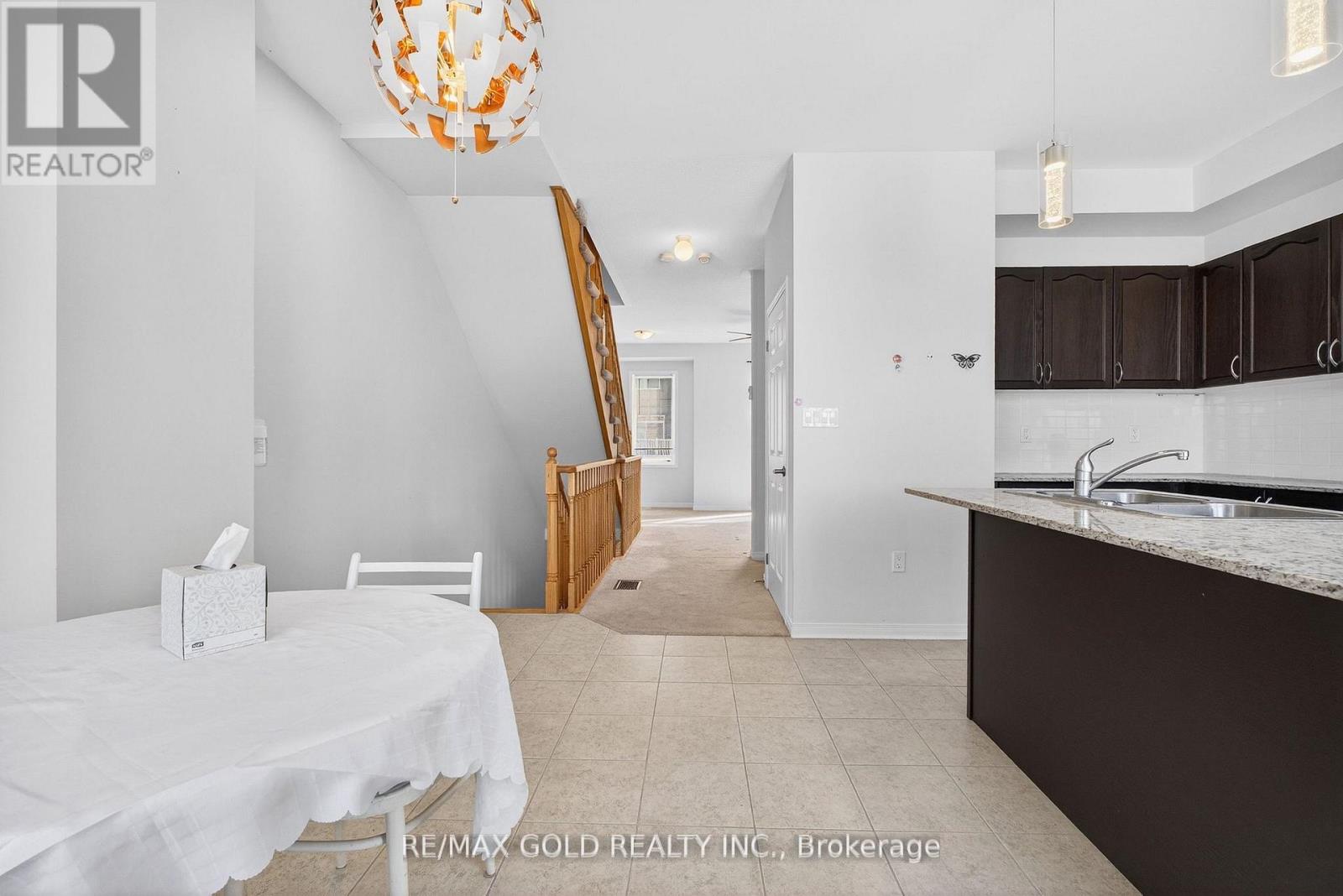 846 Atwater Path, Oshawa, Ontario  L1J 0E8 - Photo 11 - E12910468