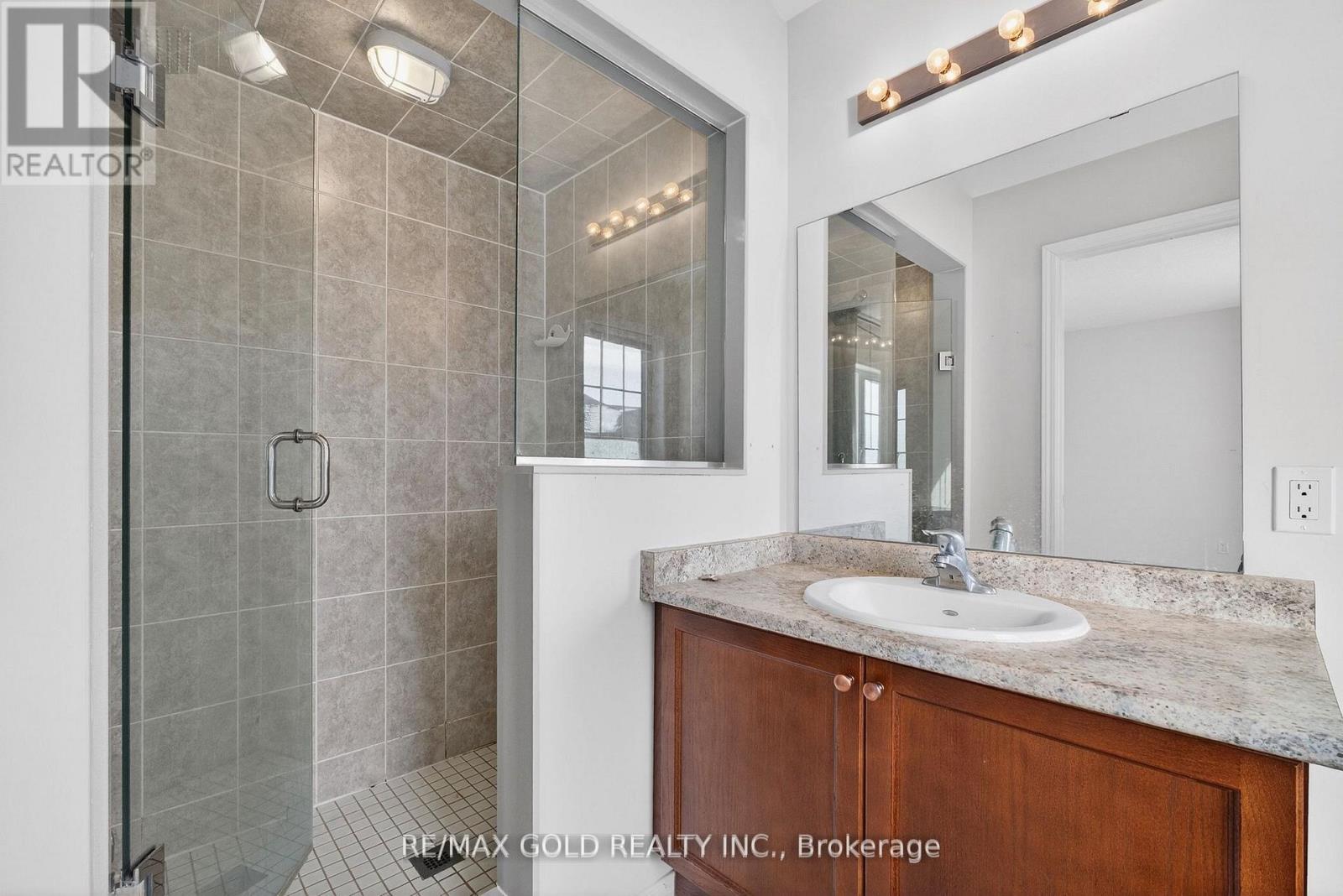 846 Atwater Path, Oshawa, Ontario  L1J 0E8 - Photo 20 - E12910468