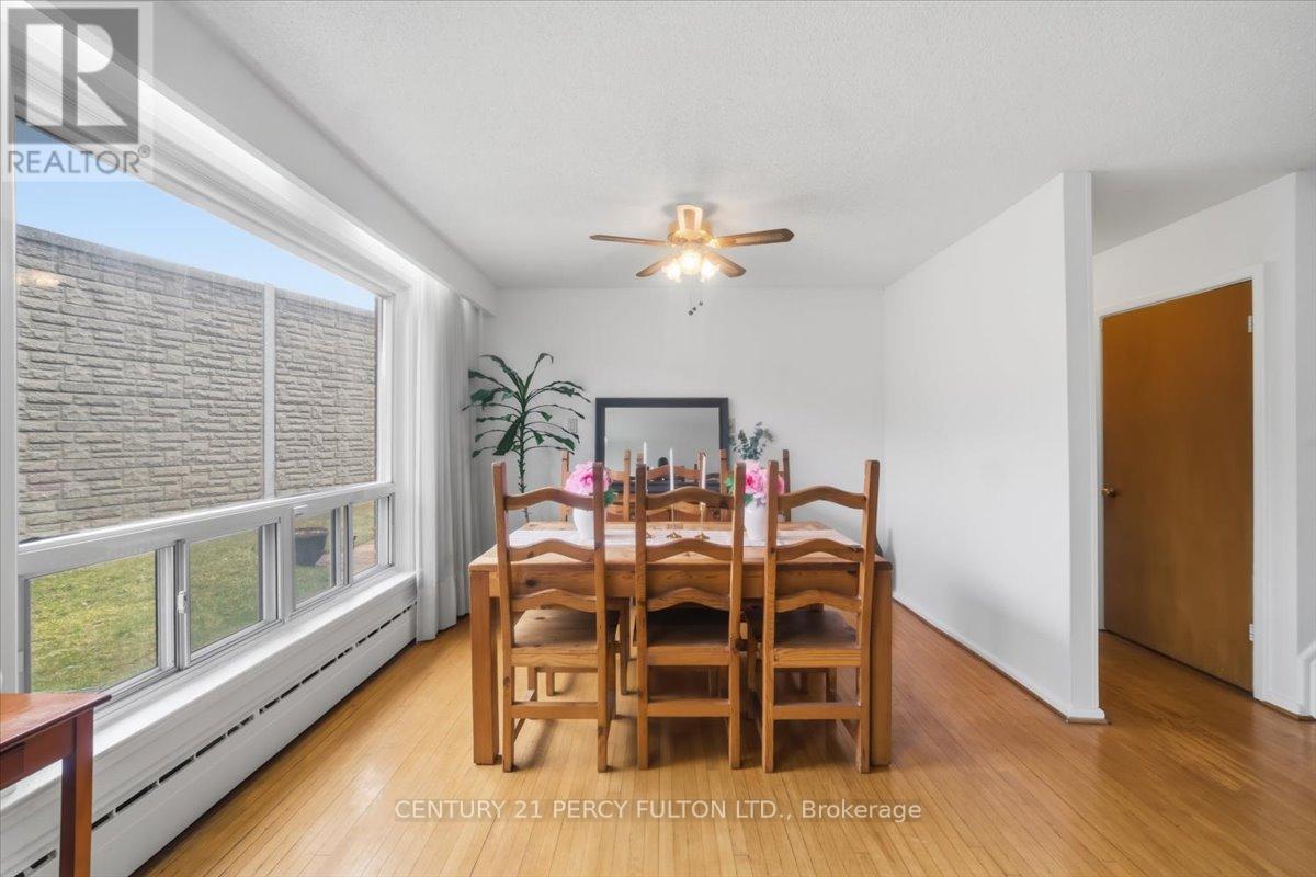 16 By-Pass Court, Toronto, Ontario  M1T 1L1 - Photo 4 - E12910558