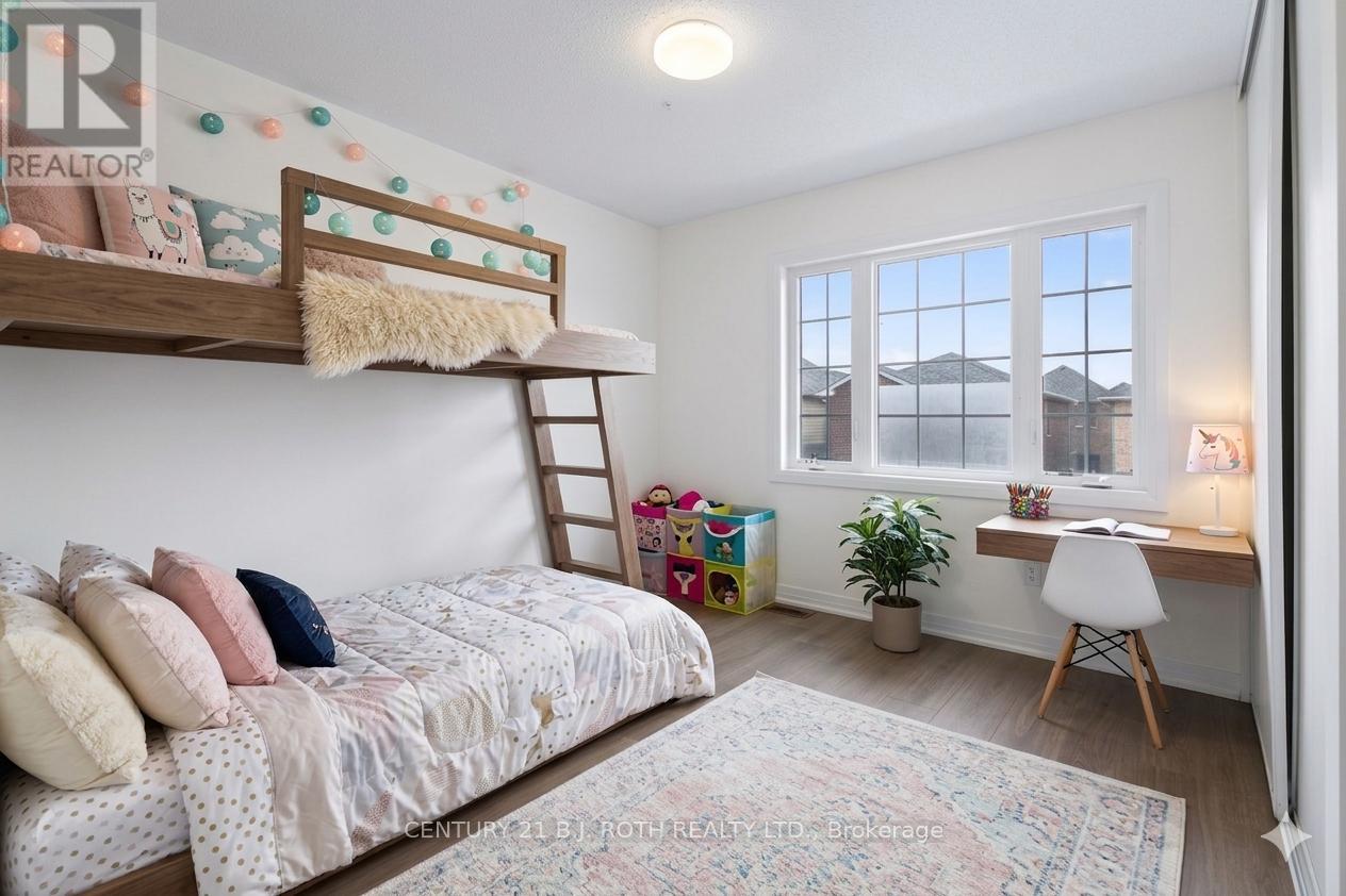 17 Bedford Estates Crescent, Barrie, Ontario  L4N 9K5 - Photo 24 - S12908072