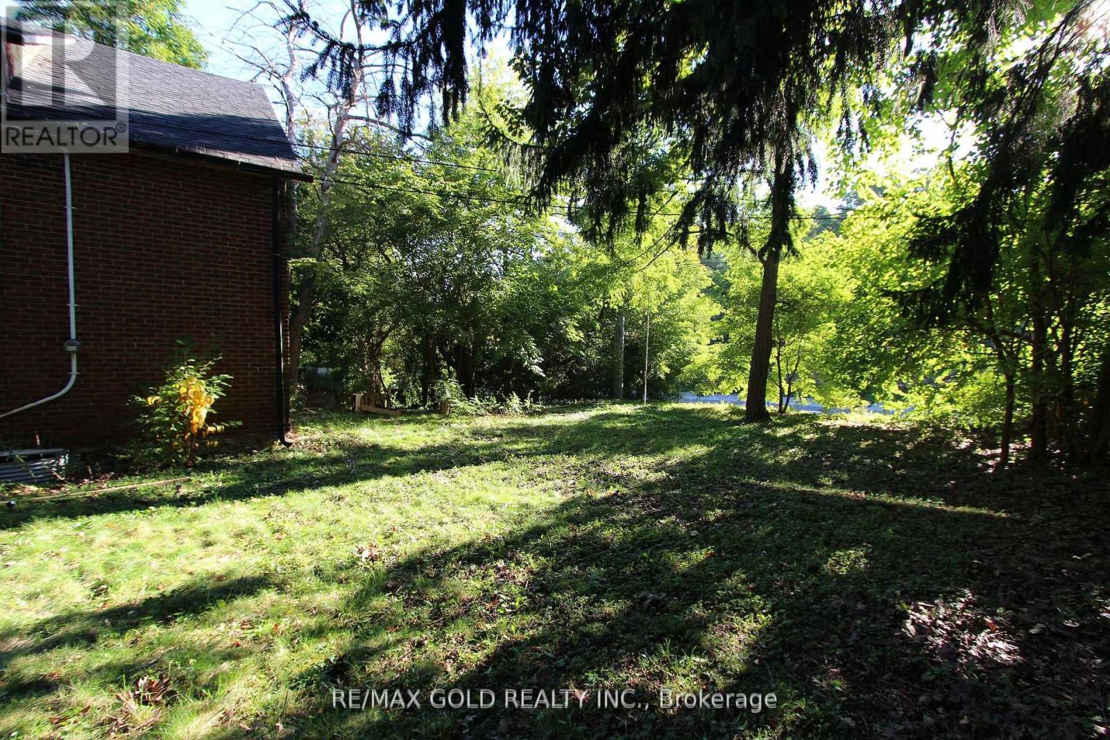 961 Lakeshore Road W, Mississauga, Ontario  L5H 1H8 - Photo 8 - W12909550