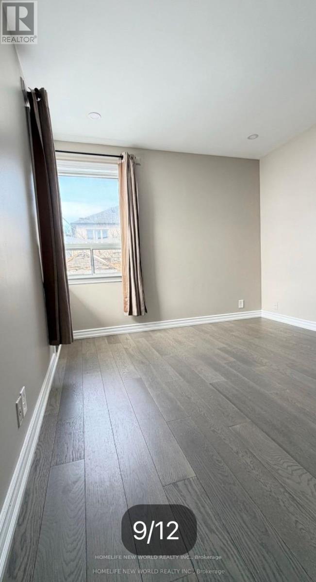 5 Rockport Crescent, Richmond Hill, Ontario  L4C 2L5 - Photo 4 - N12910390