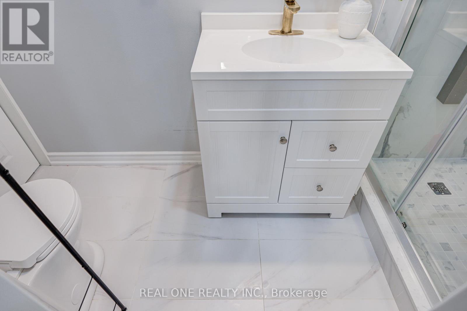 18 Latitude Lane, Whitchurch-Stouffville, Ontario  L4A 0T1 - Photo 37 - N12910510