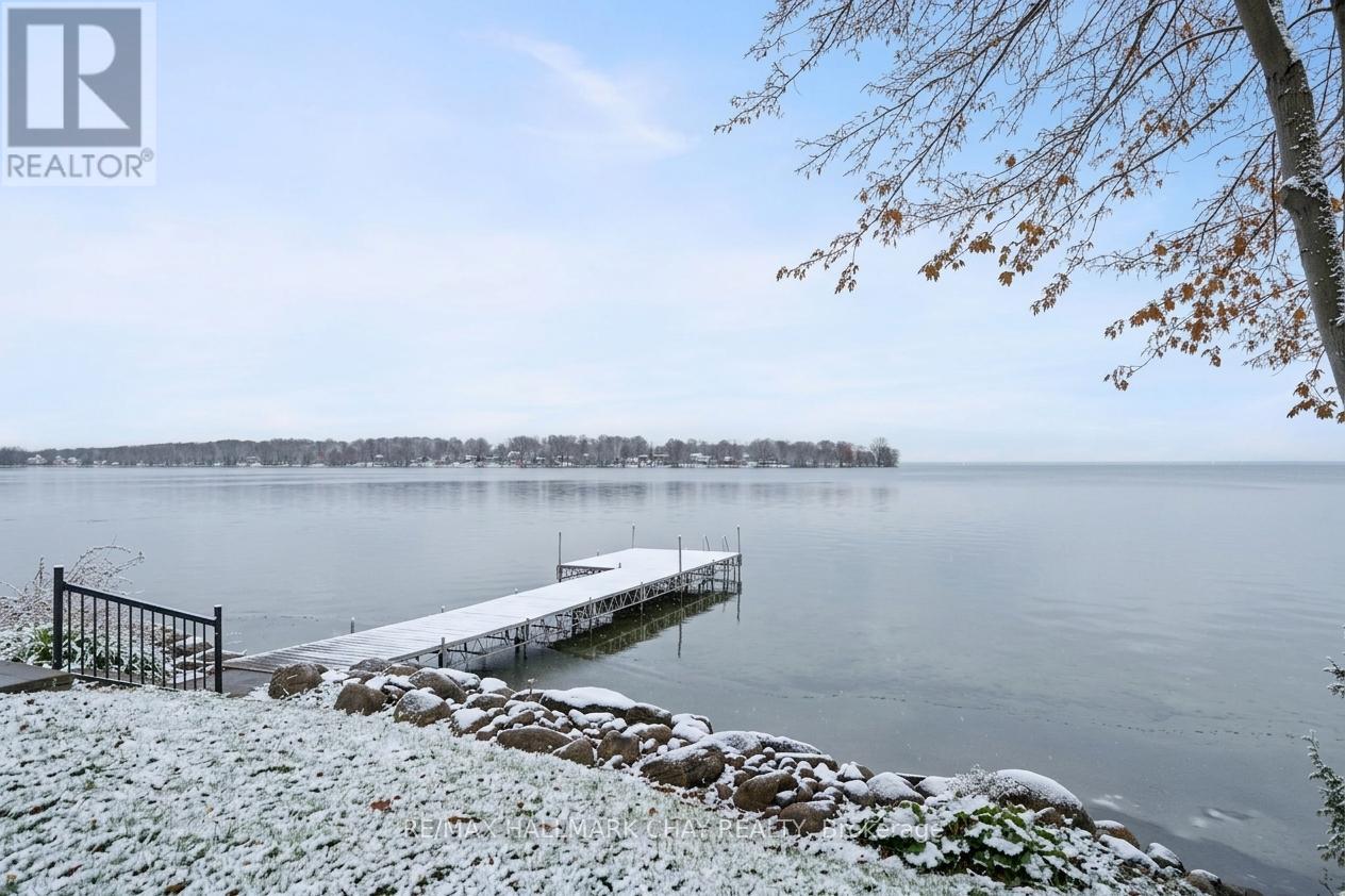 4 - 1 OLIVE CRESCENT, orillia, Ontario