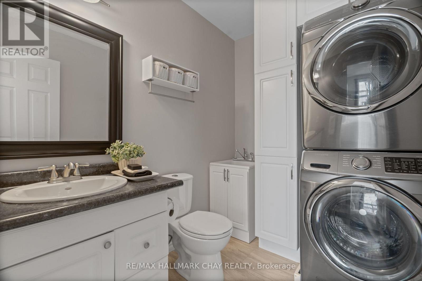 4 - 1 Olive Crescent, Orillia, Ontario  L3V 7N5 - Photo 28 - S12910470