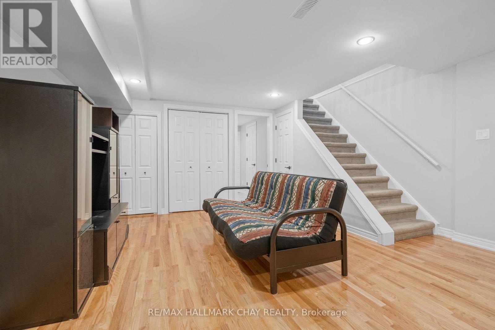 4 - 1 Olive Crescent, Orillia, Ontario  L3V 7N5 - Photo 30 - S12910470