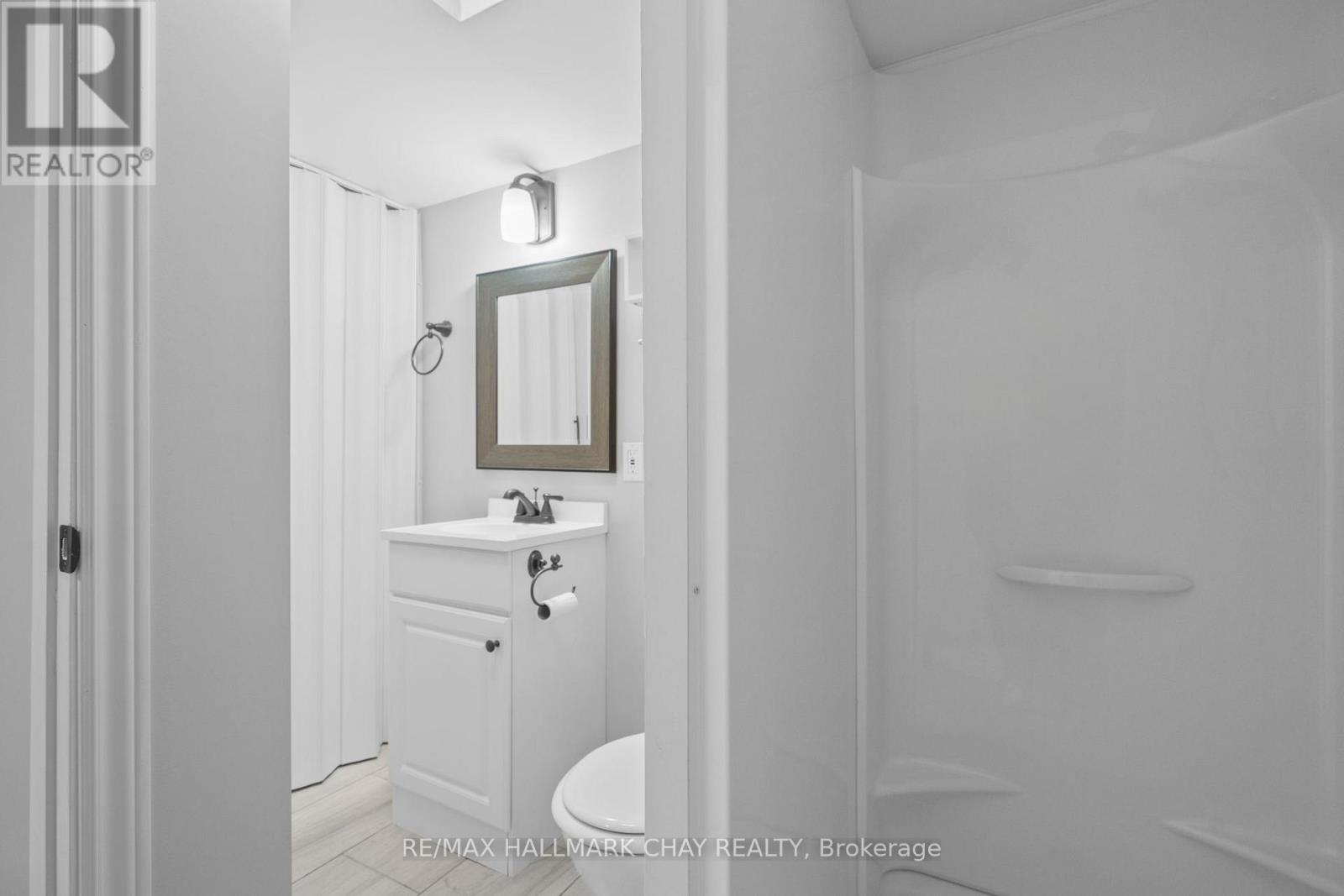 4 - 1 Olive Crescent, Orillia, Ontario  L3V 7N5 - Photo 32 - S12910470