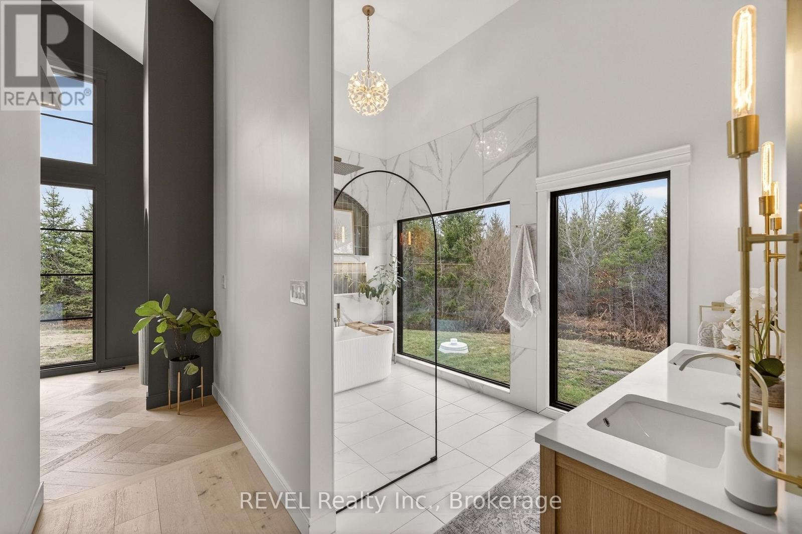 3901 White Road, Port Colborne, Ontario  L3K 5V5 - Photo 29 - X12890564