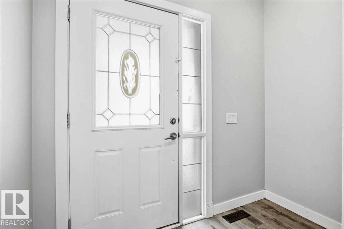 #6 6410 134 Av Nw Nw, Edmonton, Alberta T5A 0A1 - Photo 2 - E4477263