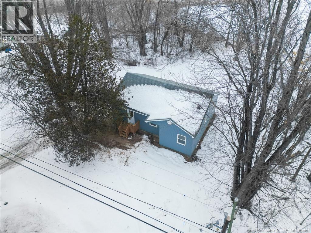 28 Glasier Road, Fredericton, New Brunswick  E3B 8L2 - Photo 4 - NB134778
