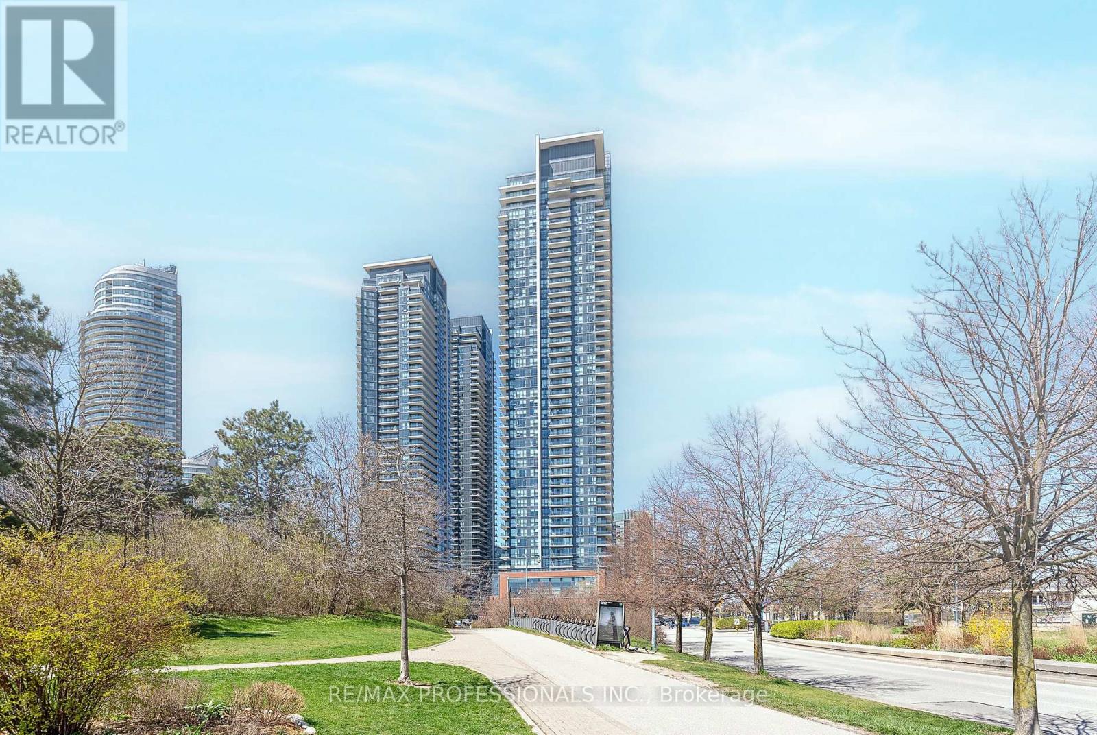 611 - 2200 LAKESHORE BOULEVARD W, Toronto, Ontario