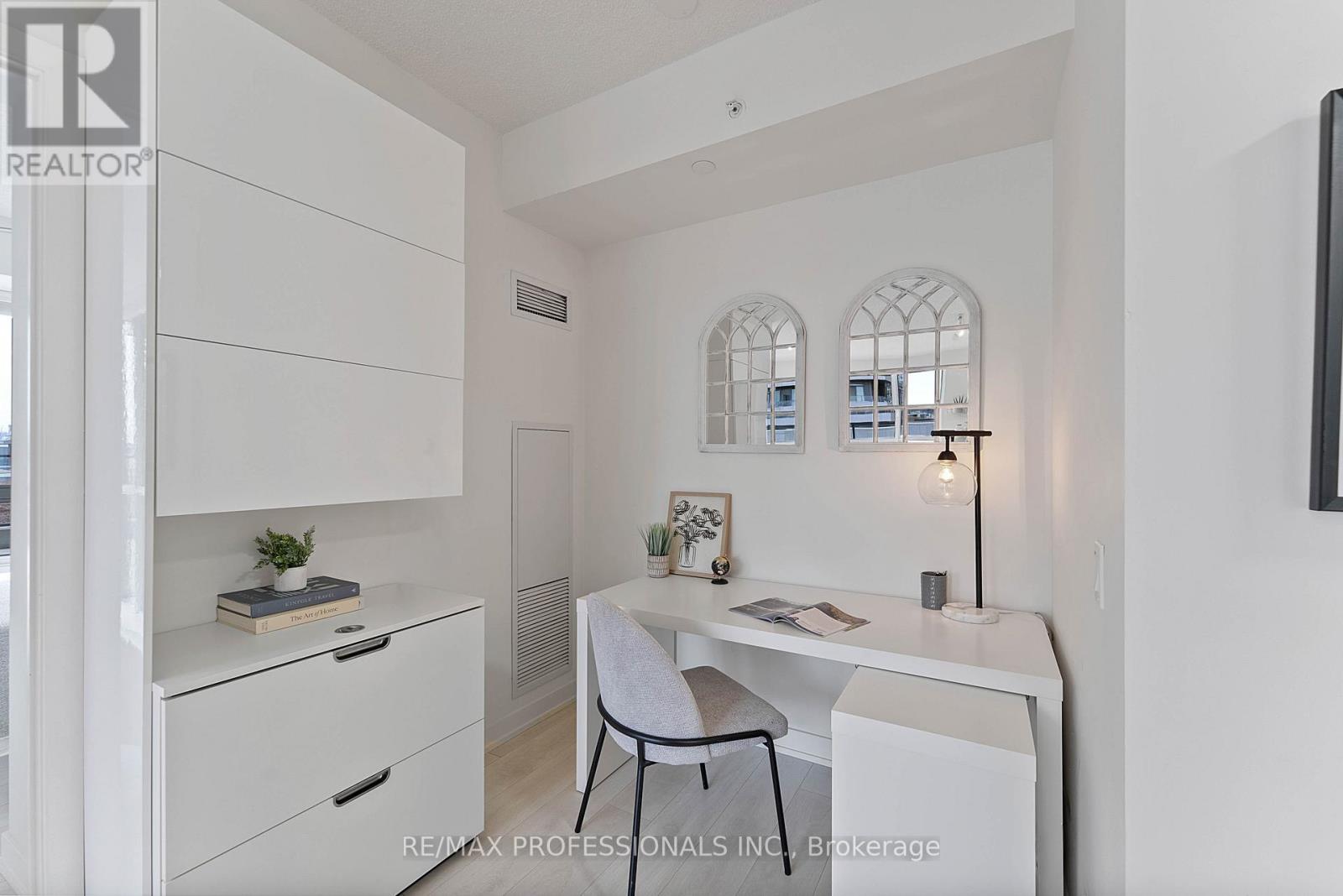 611 - 2200 Lakeshore Boulevard W, Toronto, Ontario  M8V 1A4 - Photo 18 - W12910406