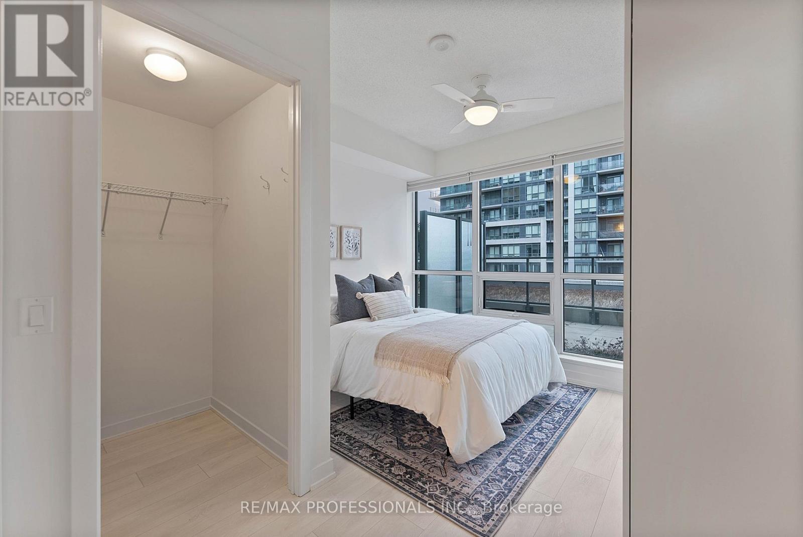 611 - 2200 Lakeshore Boulevard W, Toronto, Ontario  M8V 1A4 - Photo 20 - W12910406