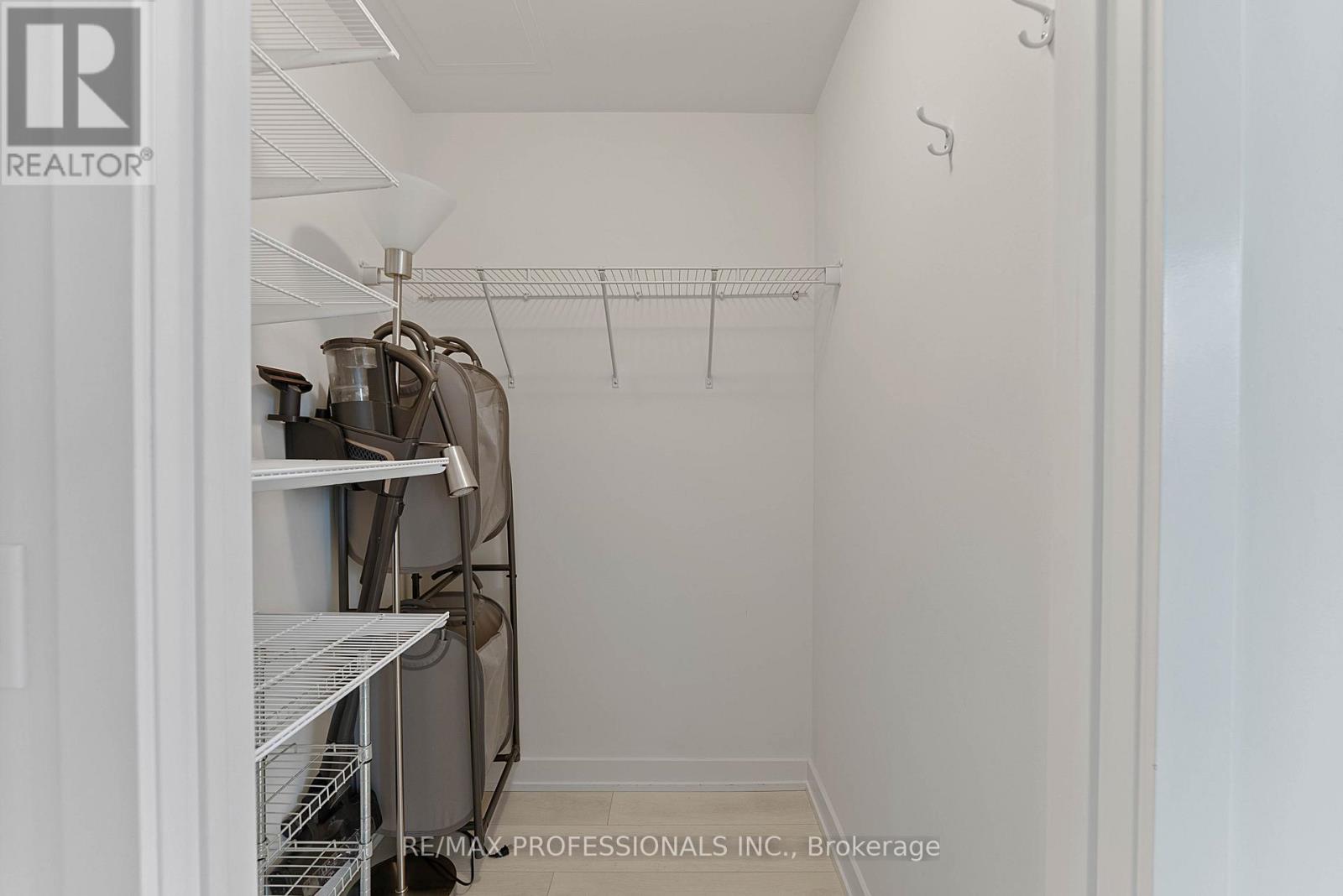 611 - 2200 Lakeshore Boulevard W, Toronto, Ontario  M8V 1A4 - Photo 25 - W12910406